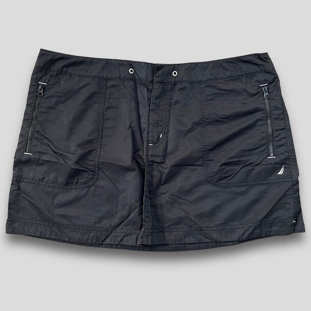 NAUTICA MINI NYLON MINI SPORTY GOLF SKIRT Y2K VIBES BLACK SIZE LARGE